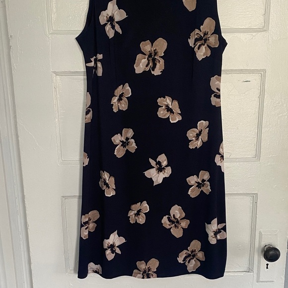 Tommy Hilfiger Sleeveless Dress - Navy and Beige - Picture 4 of 4